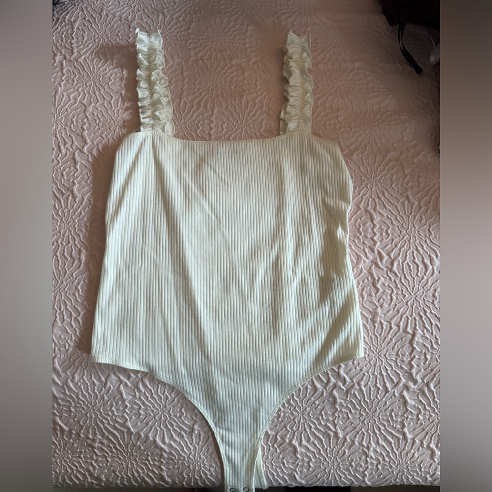 Double Zero Cream Ribbed Bodysuit, size medium